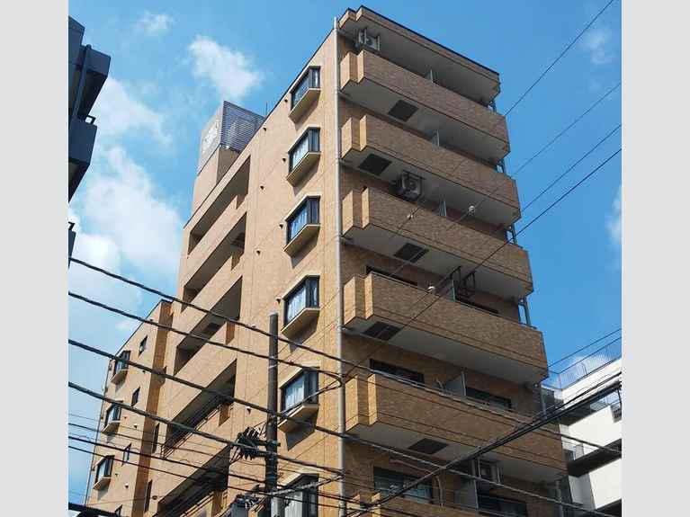 ライオンズマンション反町 外観