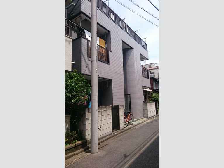 シャトー塚越 外観