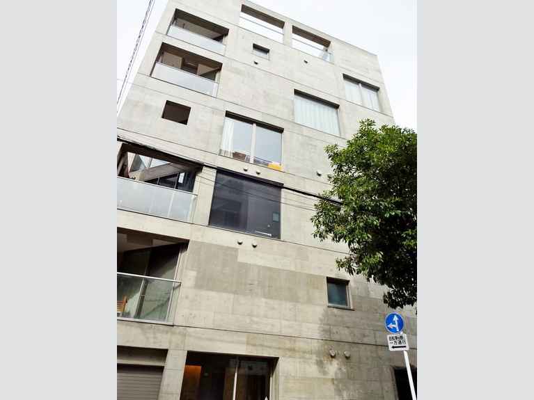 GRID 外観