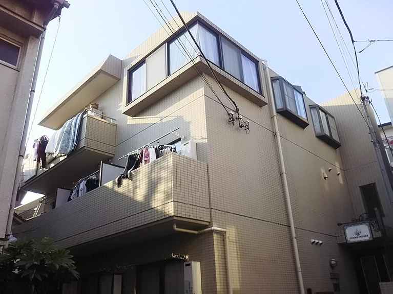 シーダーハウス 外観