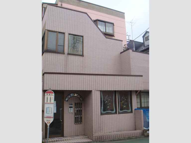 プリティア 外観