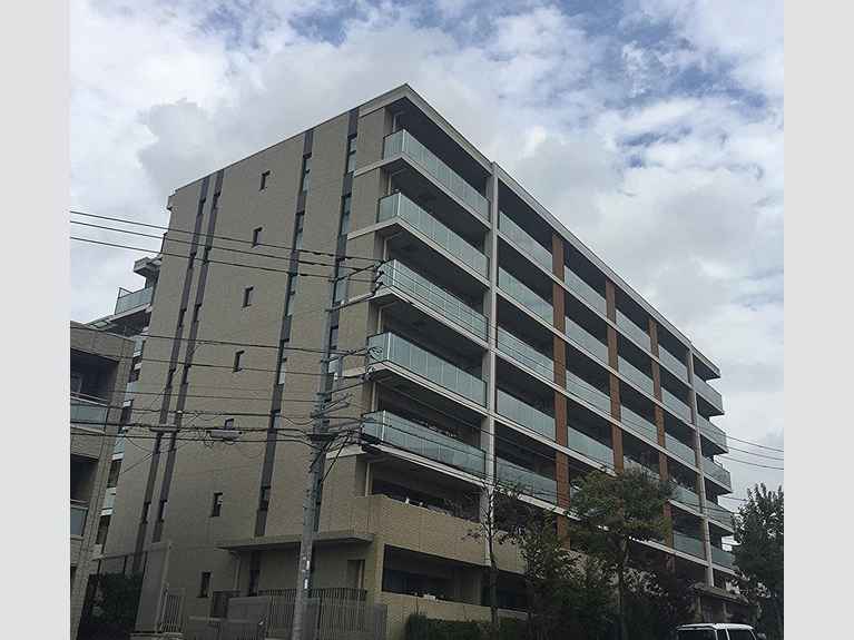 パークホームズ横濱中川 外観