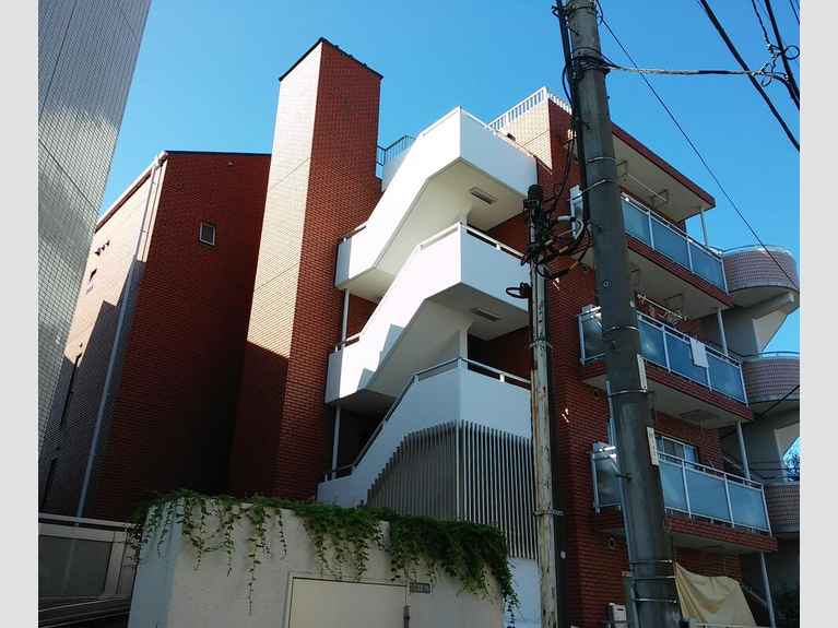 マノシティ 外観