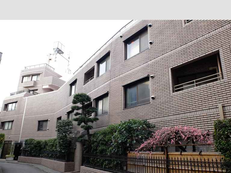 クレスト21 外観
