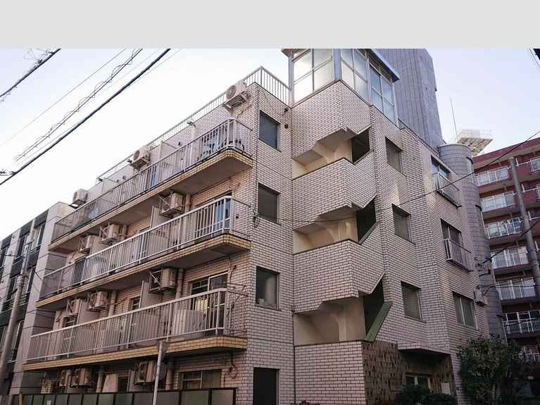 カスティル松葉 外観