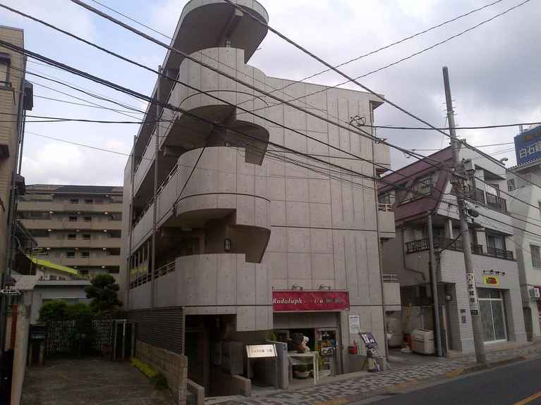 シャトル聖 三鷹 外観