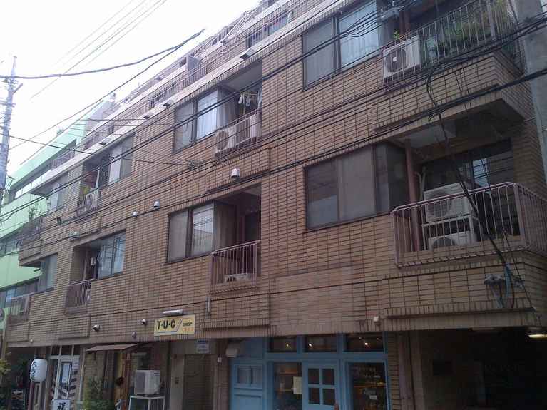 ステイタス三鷹 外観