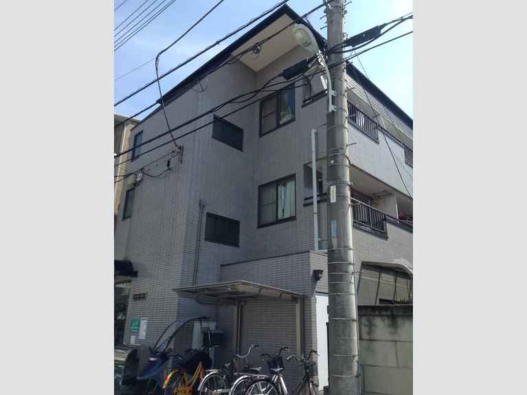 コーポリヨン 外観