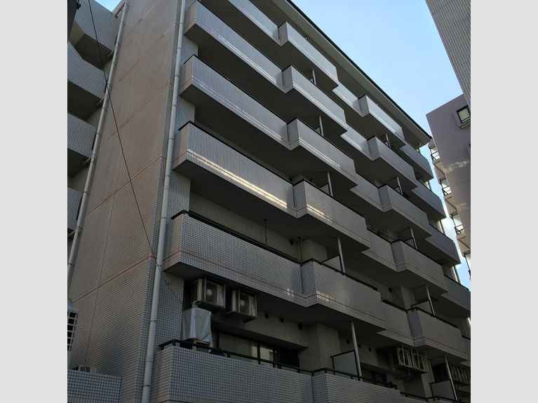 一甚ビル 外観