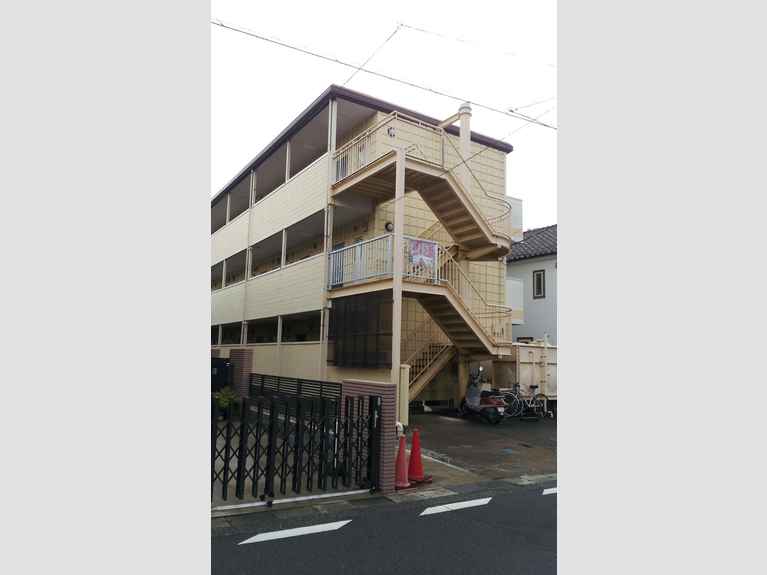 リエス伊勢原 外観