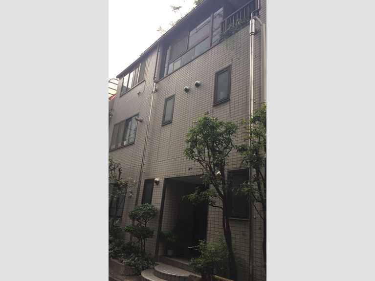 THE RESIDENCE 外観