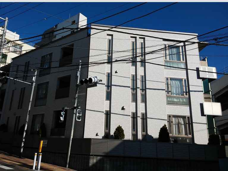 ヴィトラージュ方南町A棟 外観