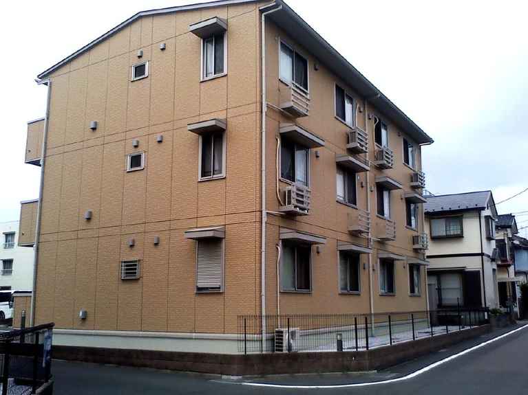 ラークヒルズB 外観