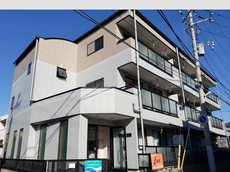 アルジェノン 外観