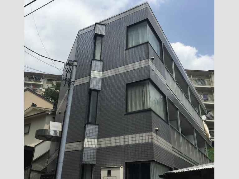 ファーストハウス生田 外観