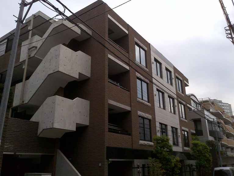 グランシャトレ駒込曙町 外観