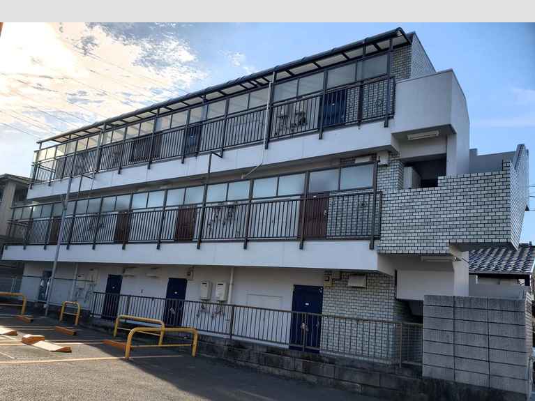 クレスト末広 外観