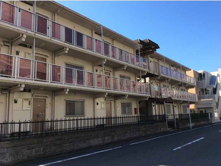 ハイツこもがわ 外観