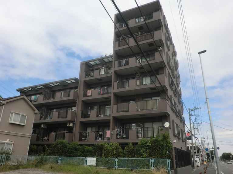 ビッグヴァン湘南台参番館 外観