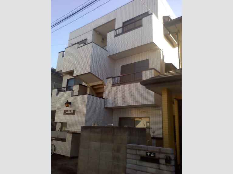 シャルム林間 外観