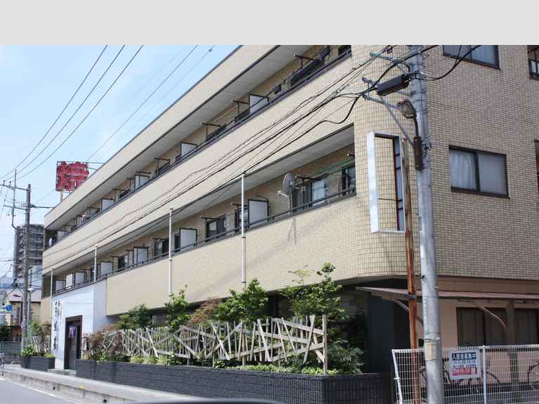 QUARTIER LATIN 外観