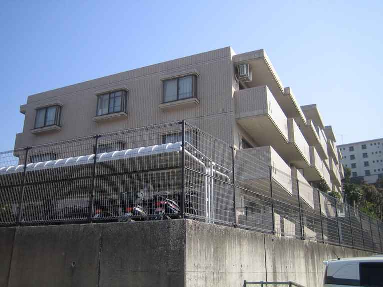 ライオンズヒルズ上大岡 外観