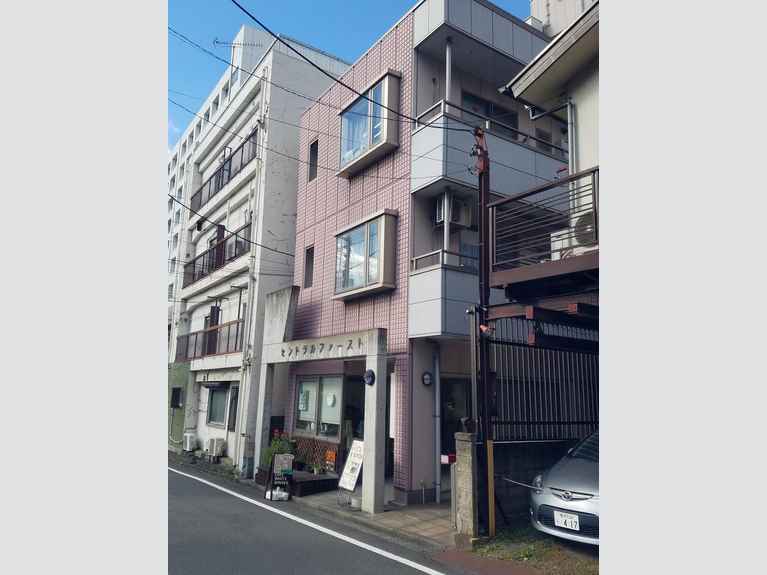 セントラルファースト 外観