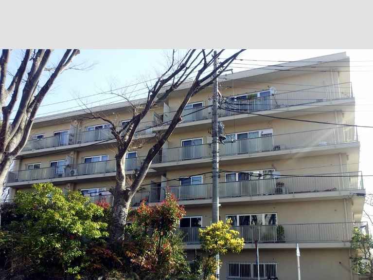 日商岩井百合丘マンション 外観