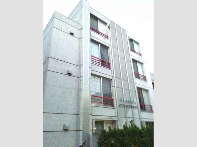 Branche GAKUGEIDAIGAKU 外観