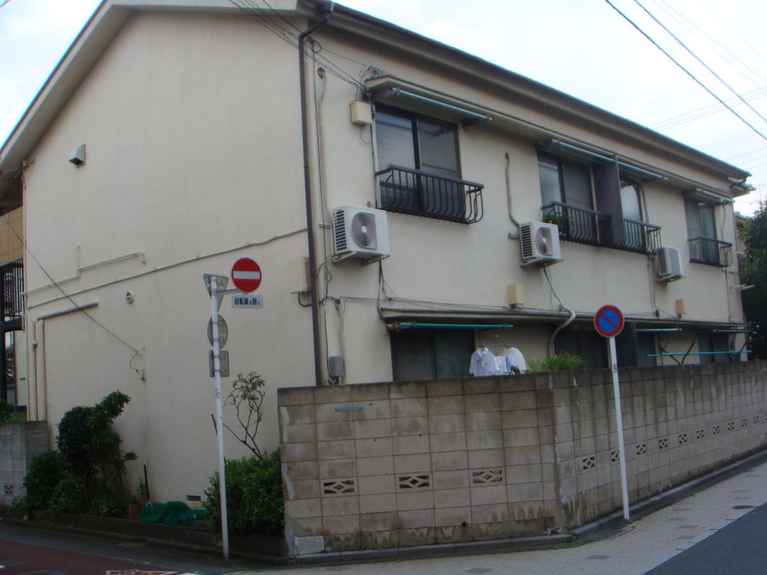 本窪ハウス 外観