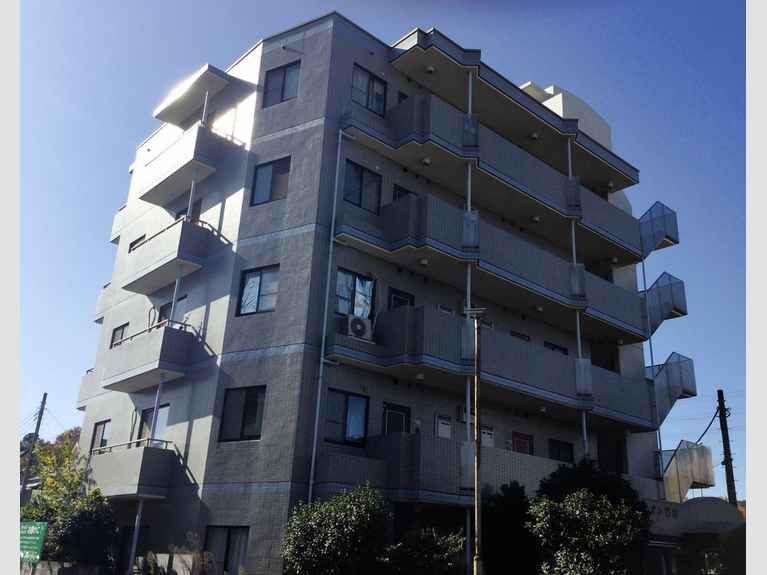 サザン稲城 外観