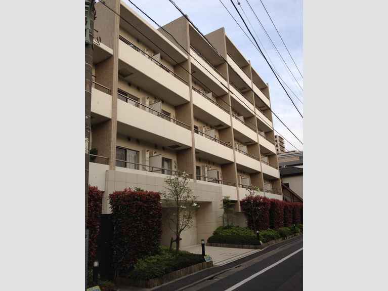 ガーデン萩中 外観