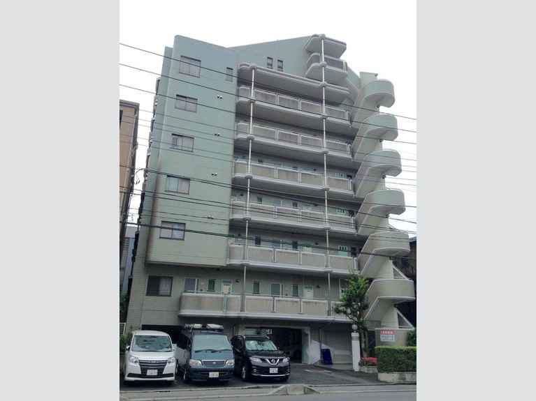 リヴェール睦 外観