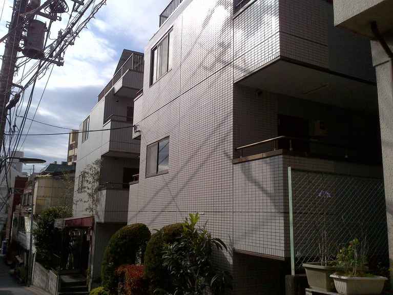 シルバーピアはくさん 外観