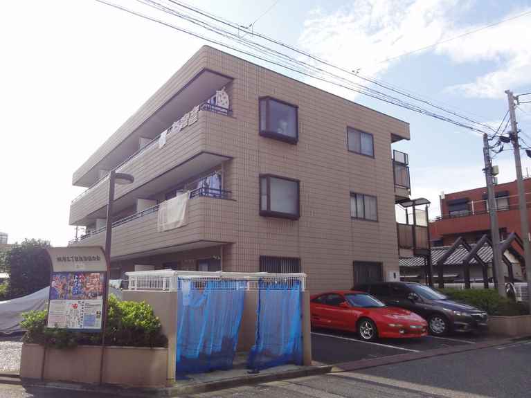 根岸ハイホームII 外観
