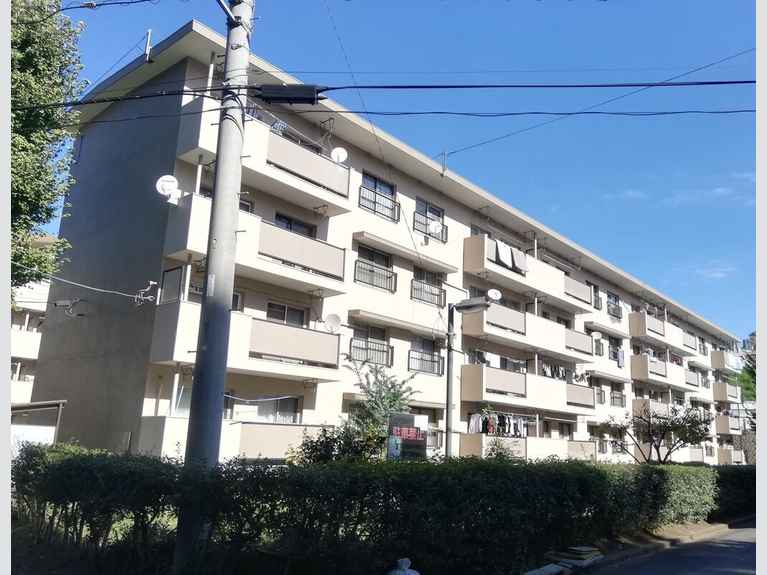 鶴見ハイツJ棟 外観