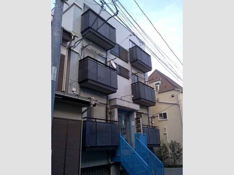 ラメゾンブルー 外観