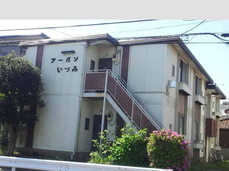 アーバンいづみ 外観