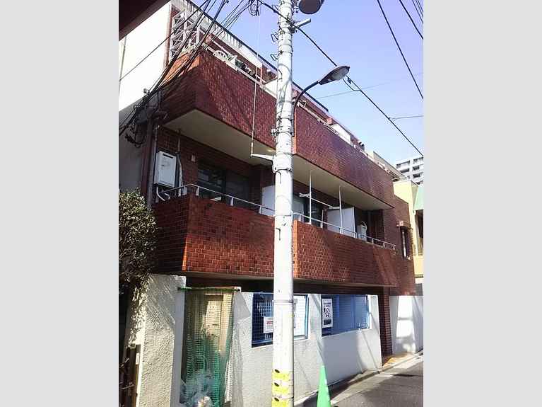スカイコート新宿 外観