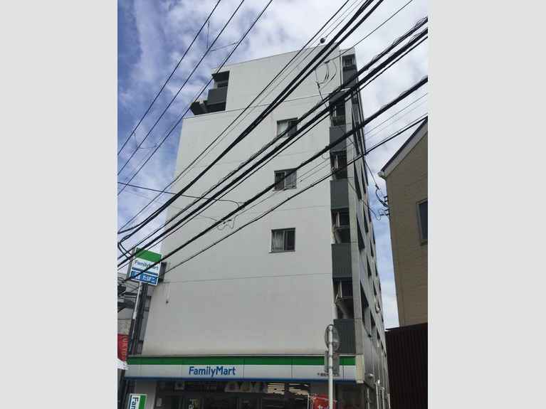 クレストコート 外観