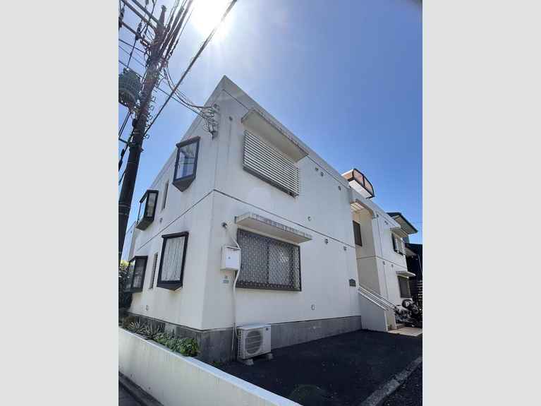 メゾンローリエ 外観