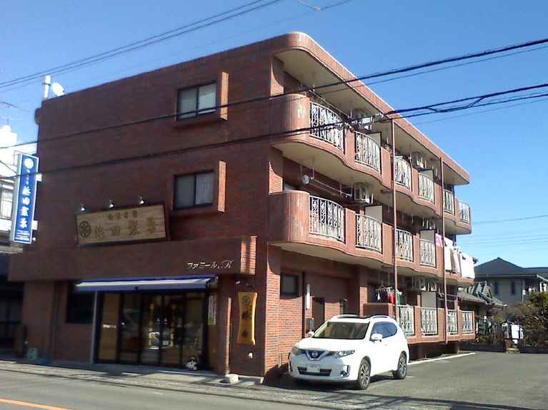 ファミールK 外観