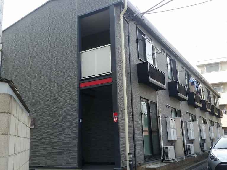 レオパレス登戸 外観