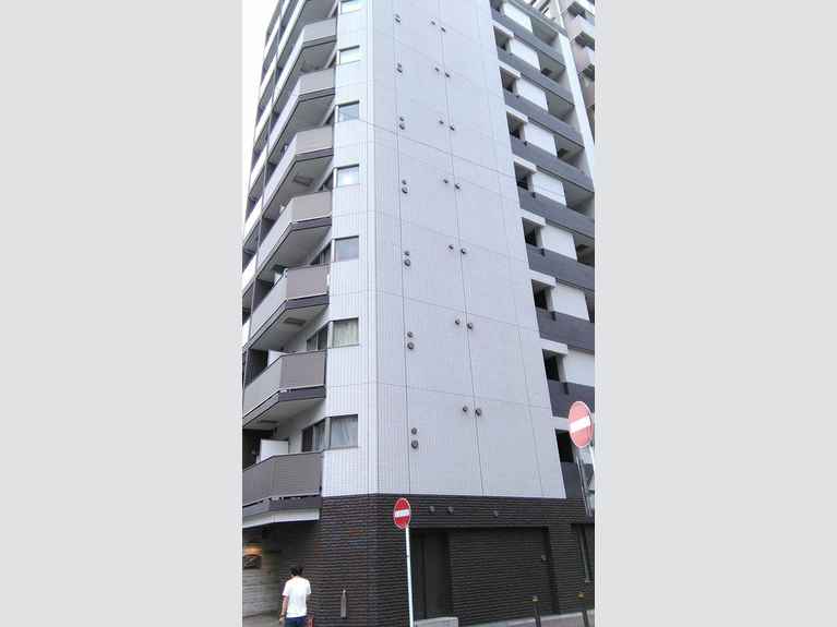 プレール・ドゥーク川崎 外観