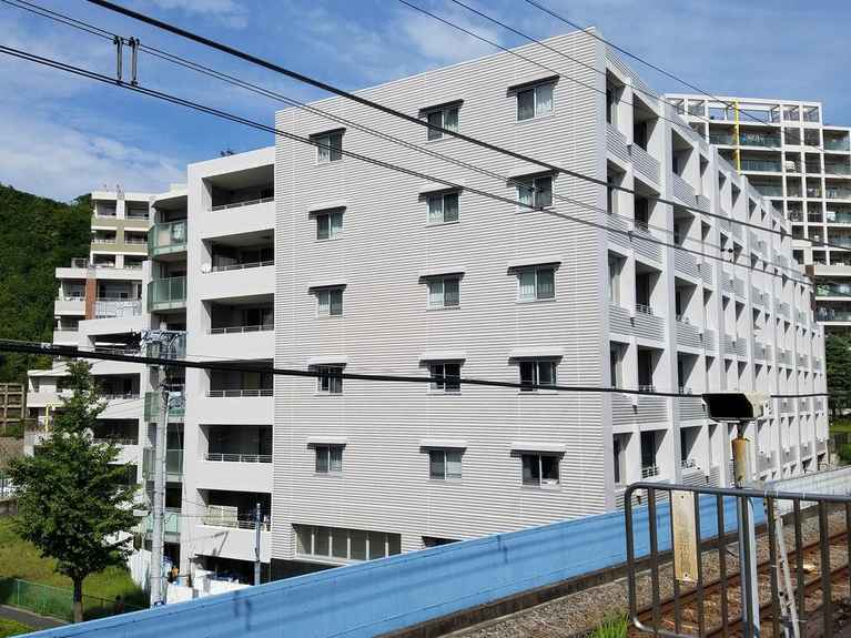 ブランズ本郷台 外観