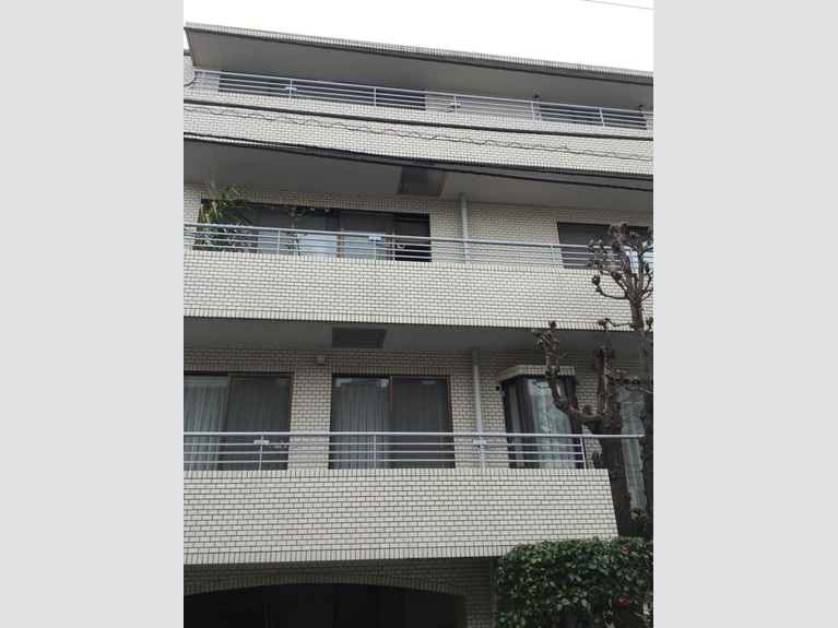 東山ホームズ 外観