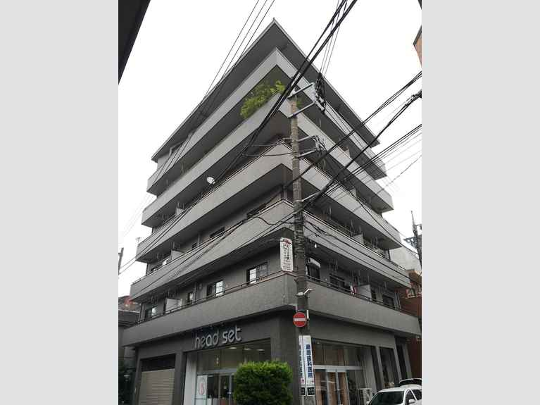シェルブルー 外観