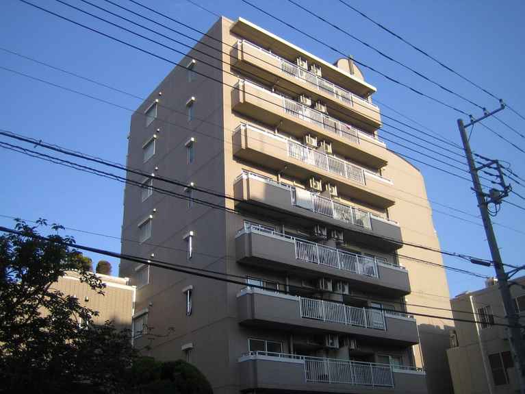 ファミーユ南大井 外観
