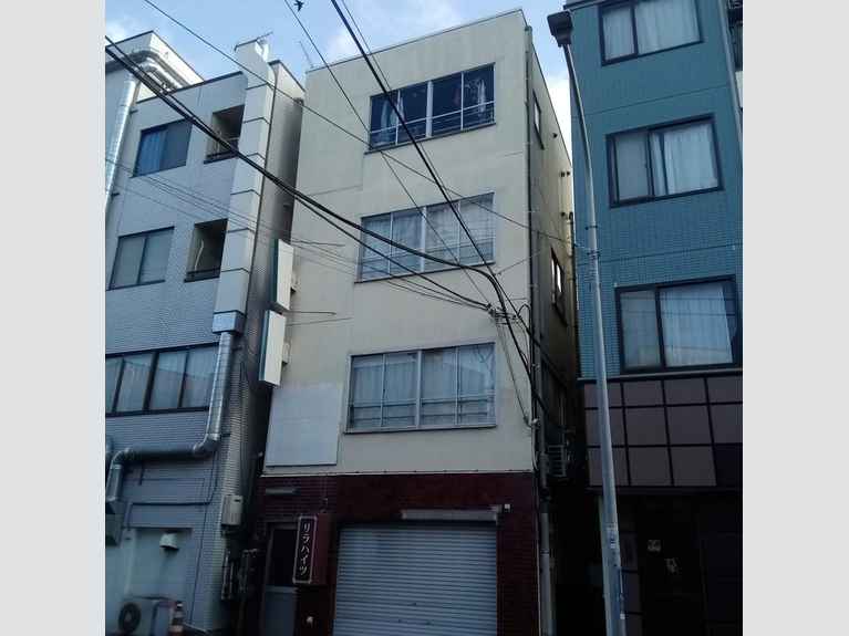 リラハイツ 外観