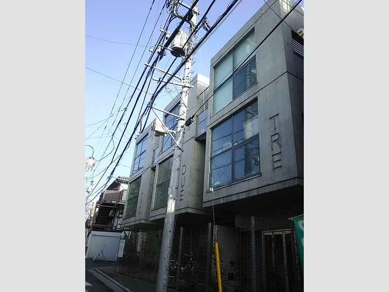 crevice 外観